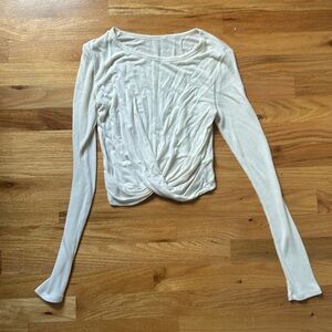 Alo twisted waistband crop top